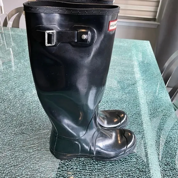 Hunter boots 7 M