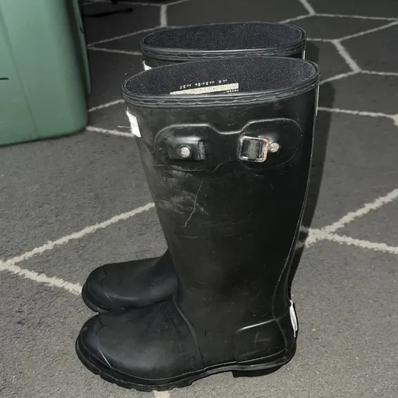 Hunter Kids Original Kids Unisex Gloss Black Boots Size 5 Boys 6 Girls