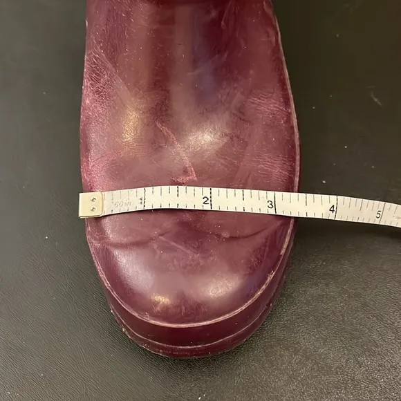 Hunter Purple Rain Boots Size 6