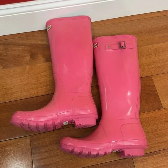Hunter Tall Pink Rain Boots size 7