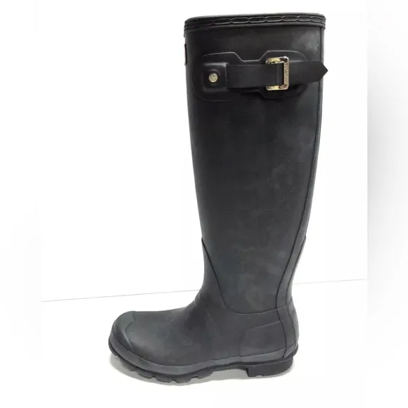 Hunter Women’s Original Tall Rain Boots Black, Size 5 M