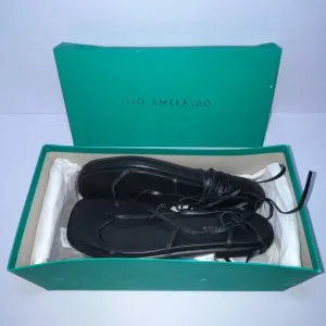 Ilio Smeraldo Black Sandals