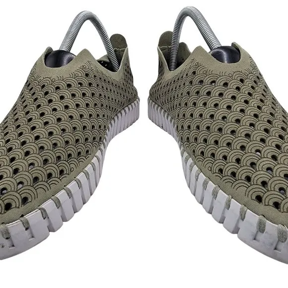 Ilse Jacobsen Tulip Light Weight Slip On Perforated Flat Sneakers Falcon EU 41