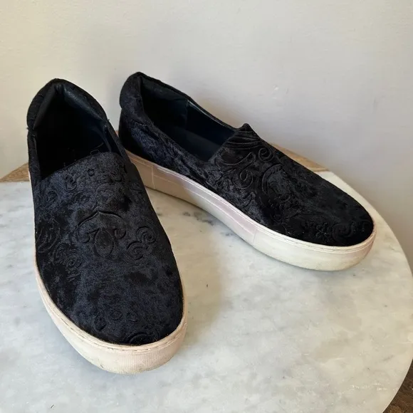 J Slides Black Flats Velvet Slip On Sneaker Leather Loafer shoes size 9.5