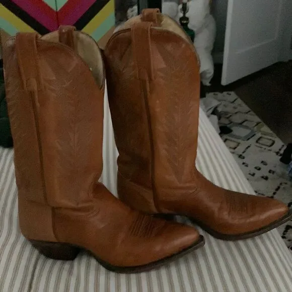 J Chisholm Boots