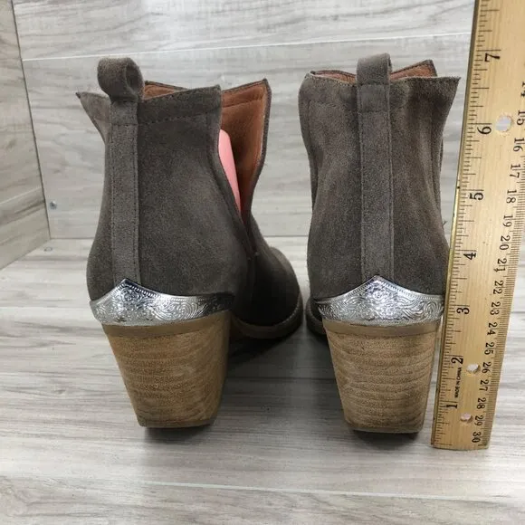 Jeffrey Campbell Booties Womens 7.5 Cromwell Taupe Suede Slip On Ankle Boots