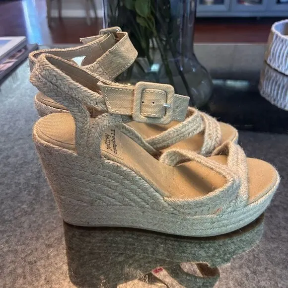 Jeffrey Campbell Soffia Raffia Jute Wedge Sandals NEW