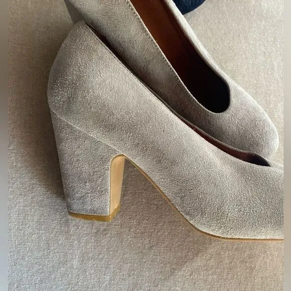 Jeffrey Campbell chunky heel suede shoes size 8