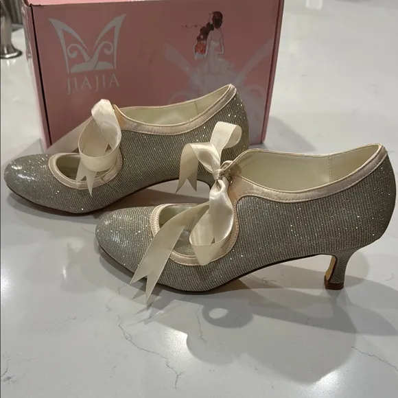 JiaJia Elegant Bridal Shoes with Satin Ribbon