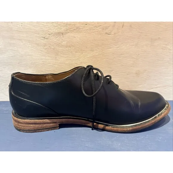 John Fluevog womens Size 9 Oxford Shoes Leather Modvog Mariella black gold