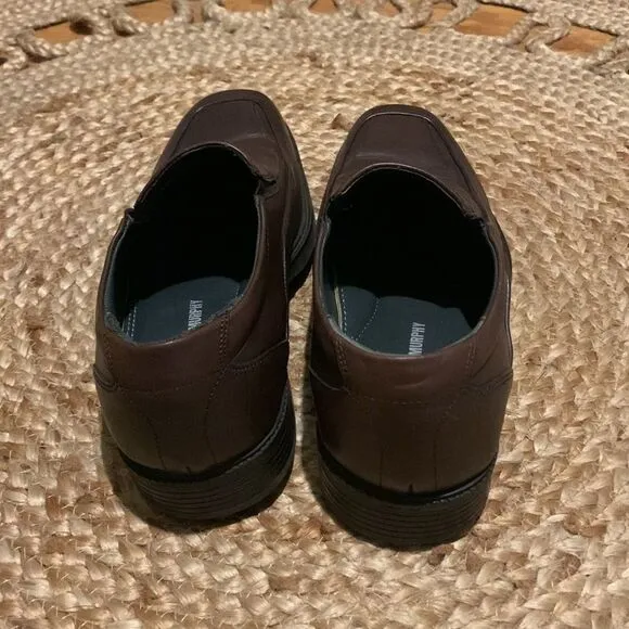 Johnston &amp; Murphy brown dress shoes size 8.5