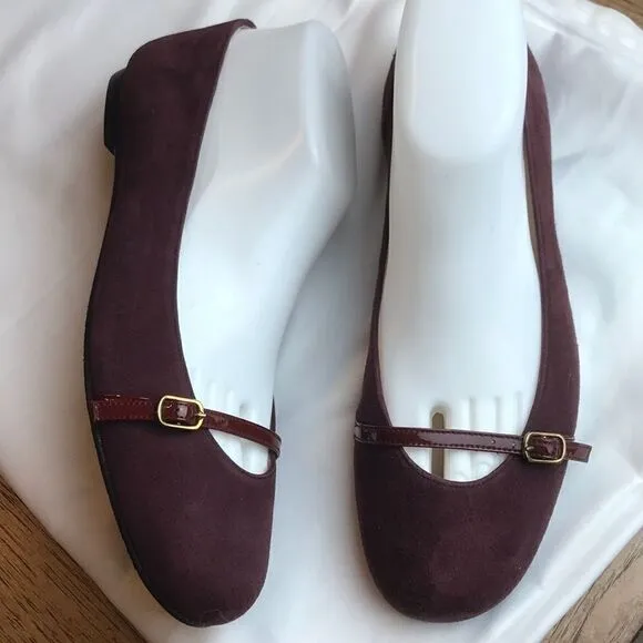 JON JOSEPH WINE COLORED FLATS.  New