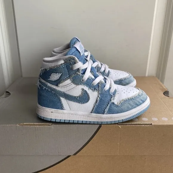 Jordan 1 High Og ‘Denim’ Toddler Sneakers- SZ 9 C