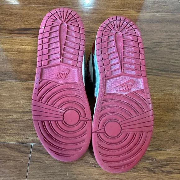 Jordan 1 LOST AND FOUND
