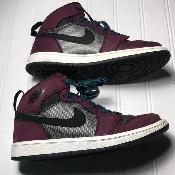 JORDAN 1 MID PS POLLEN Kids Sneakers