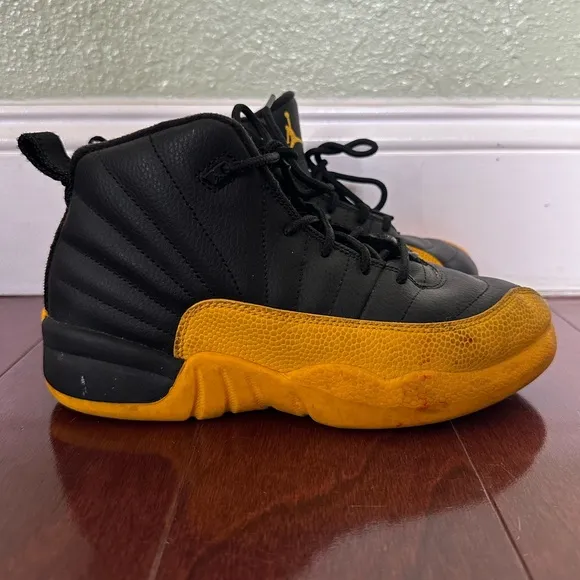 JORDAN 12’s 2Y