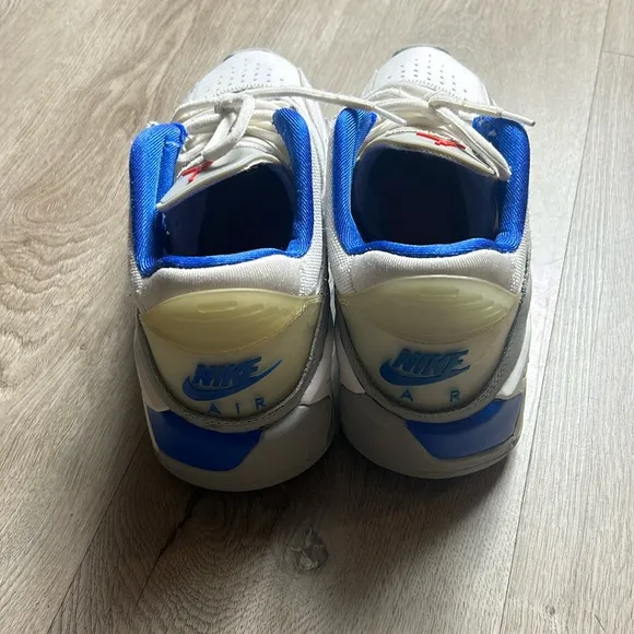 Jordan Point Lane Sneakers EUC