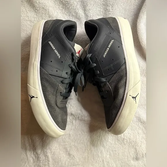 Jordan Series DN1856-063 Mens 10 Low Top Shoe Anthracite Gray Basketball Casual