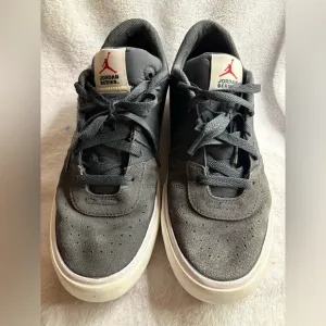 Jordan Series DN1856-063 Mens 10 Low Top Shoe Anthracite Gray Basketball Casual