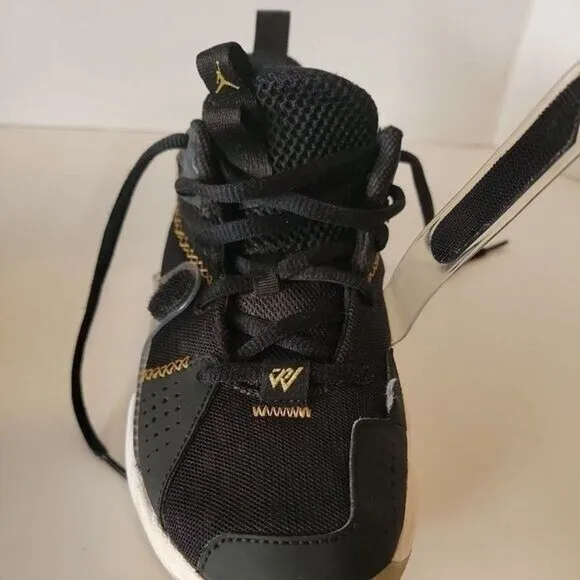 Jordan Why Not Zer0.3 “The Family” Black/Metallic Gold-White Size 2.5 Y Sneakers