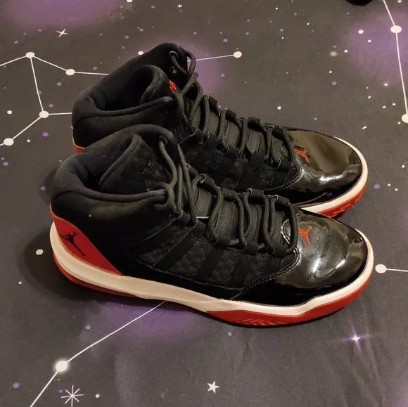 J🏀RDAN Sneakers