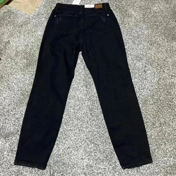 Judy Blue Jeans 7 / 28 Womens Boyfriend Fit Distressed Black Wash Denim NWT