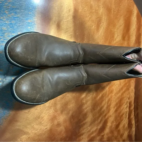 Justin Boots Basics Brown Leather Cowboy Boots size 9.5