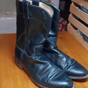 Justin boots men's black size 10