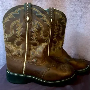 Justin cowboy boots