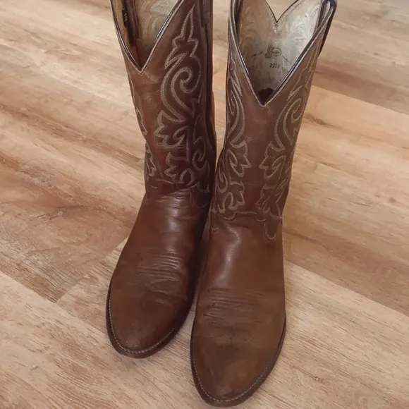 Justin Men’s Cowboy boots