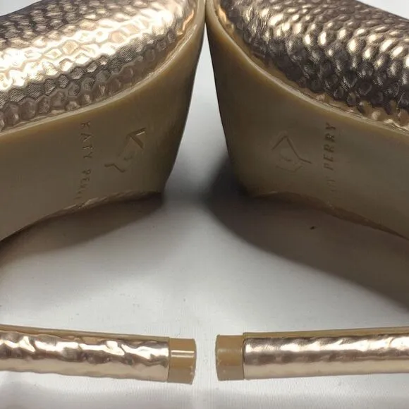 Katy Perry The Sissy Hammered-Emboss Rose Gold Pointed Shoes High Heels Size 7.5
