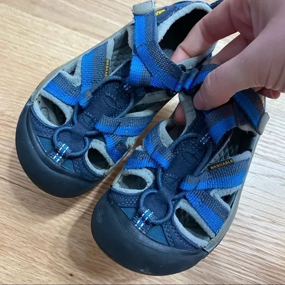 Keen Blue Sandals Sz 10 Kids Boys Washable Outdoors Caged