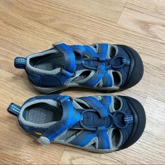 Keen Blue Sandals Sz 10 Kids Boys Washable Outdoors Caged