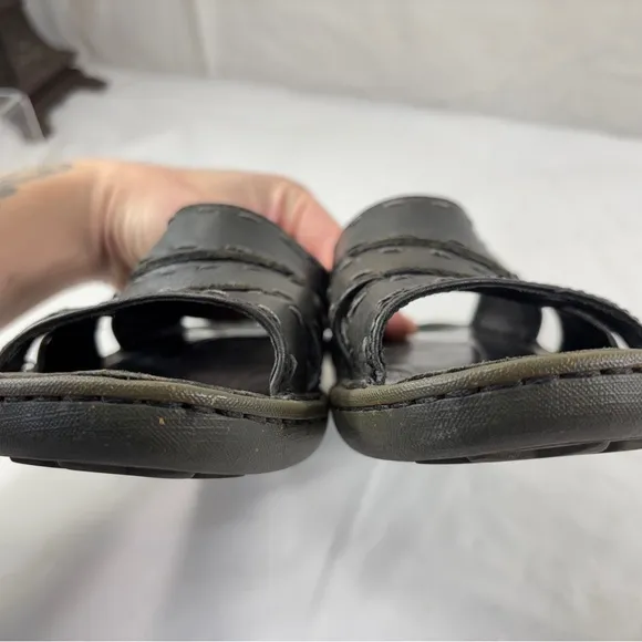 Keen Cush Black Leather Slide in Sandals size 8