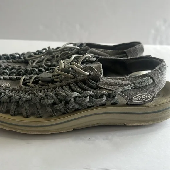 Keen Gray Woven Sandals women’s size 10