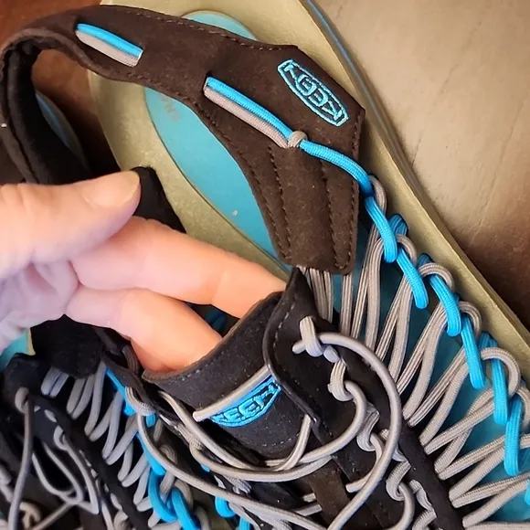 Keen Uneek Two Cords and a Sole Sandals sz 11.5