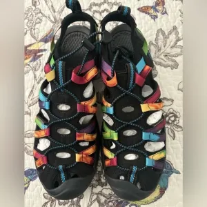 Keen Whisper Sandals 9.5