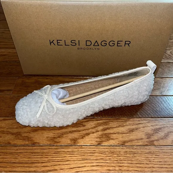 Kelsi Dagger Frankie Sherpa Ballet Flats Natural Cream like Women’s Size 8 NIB