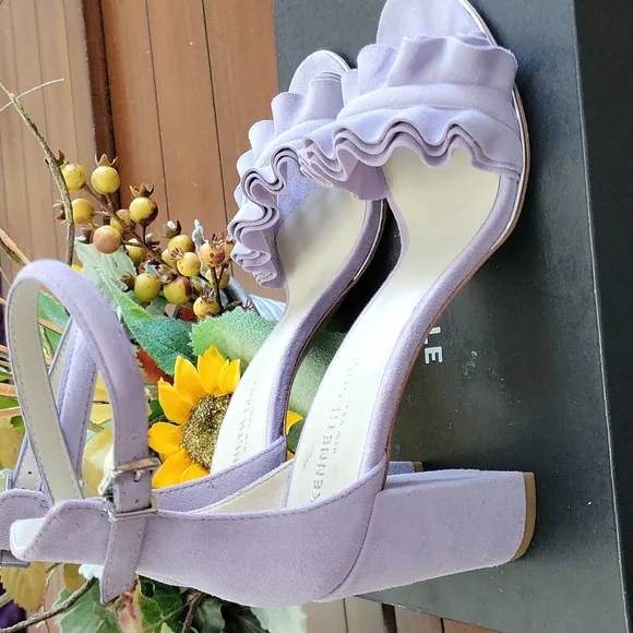 KENNETH 💜 COLE HEELS