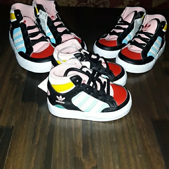 Kids Adidas Sneakers