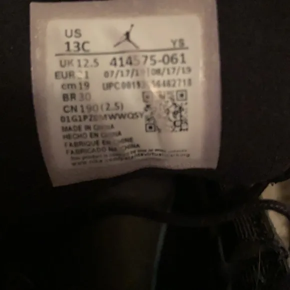 Kids JORDANS SIZE 13C - leather