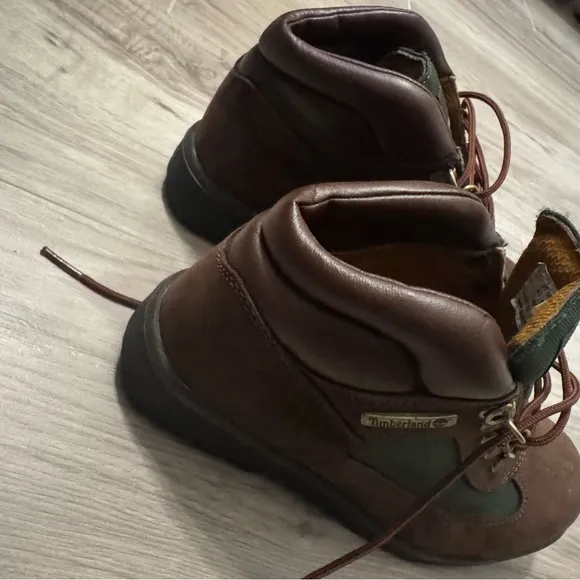 Kids Timberland Chukka Field Boots Size 4.5