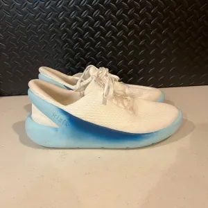 Kizik Roamer Handsfree Slip On Athletic Shoes White Glacier Mens‎ Size 12