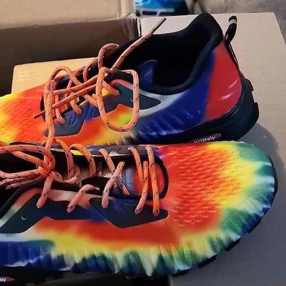 Kricely PRIDE  men's trial Running shoes NWOT