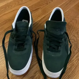L. Louie Converse Emerald Green Suede Sneakers Unisex Size 6.5 Men’s 8 Women’s