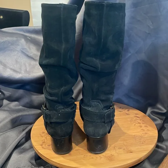 La Canadienne black suede slouch engineer boots size 8