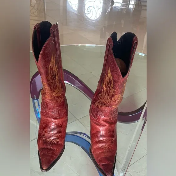 Ladies Charlie 1 Horse Red Artisan Handcrafted Western Cowgirl Boots Size: 7B