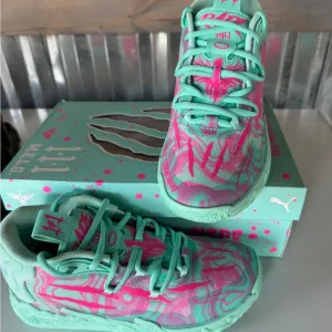 Lamelo Ball teal and pink sneakers #lamelo