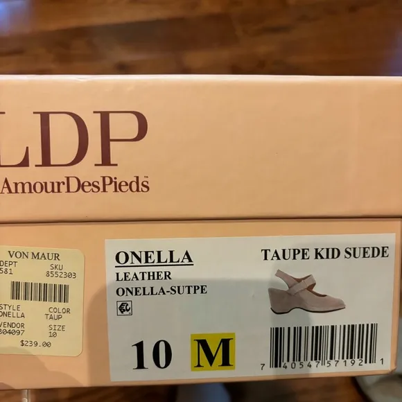 L’amourdespieds Sandals