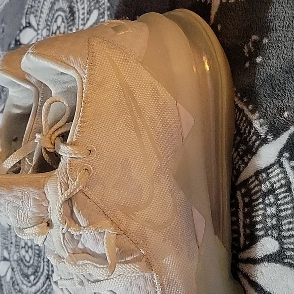 LEBRON 17 LOW WHITE CAMO NIKE ZOOM BASKETBALL SHOES 12.5